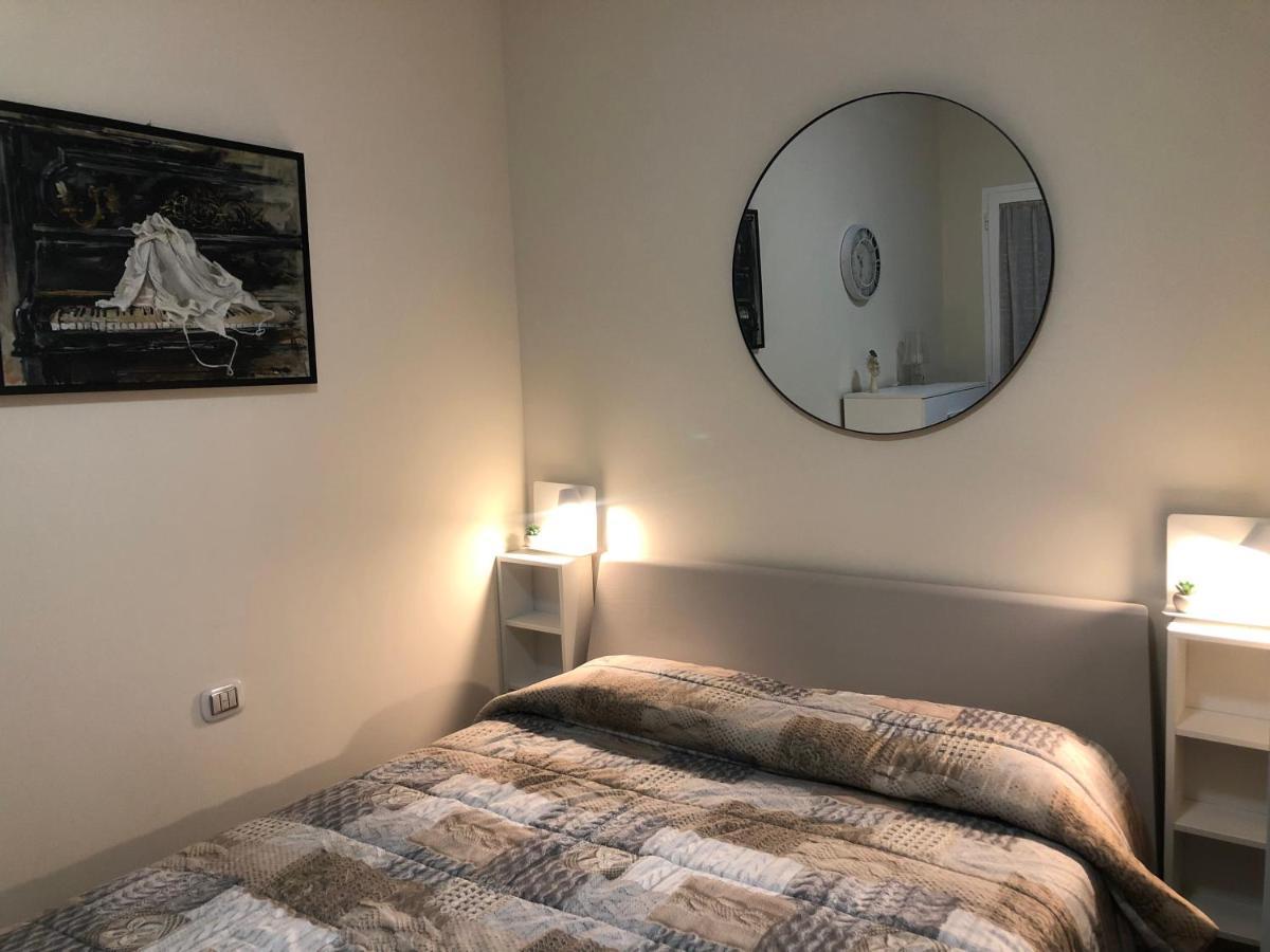Casa Serge Vista Mare Con Ampio Terrazzo Privato بيرغيجي المظهر الخارجي الصورة