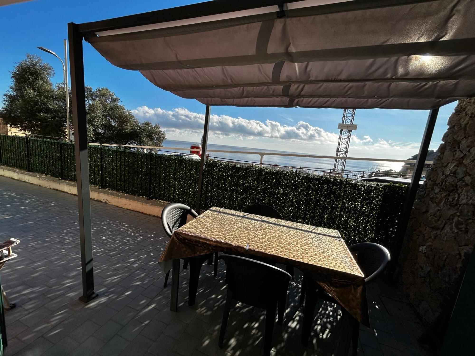 Casa Serge Vista Mare Con Ampio Terrazzo Privato بيرغيجي المظهر الخارجي الصورة